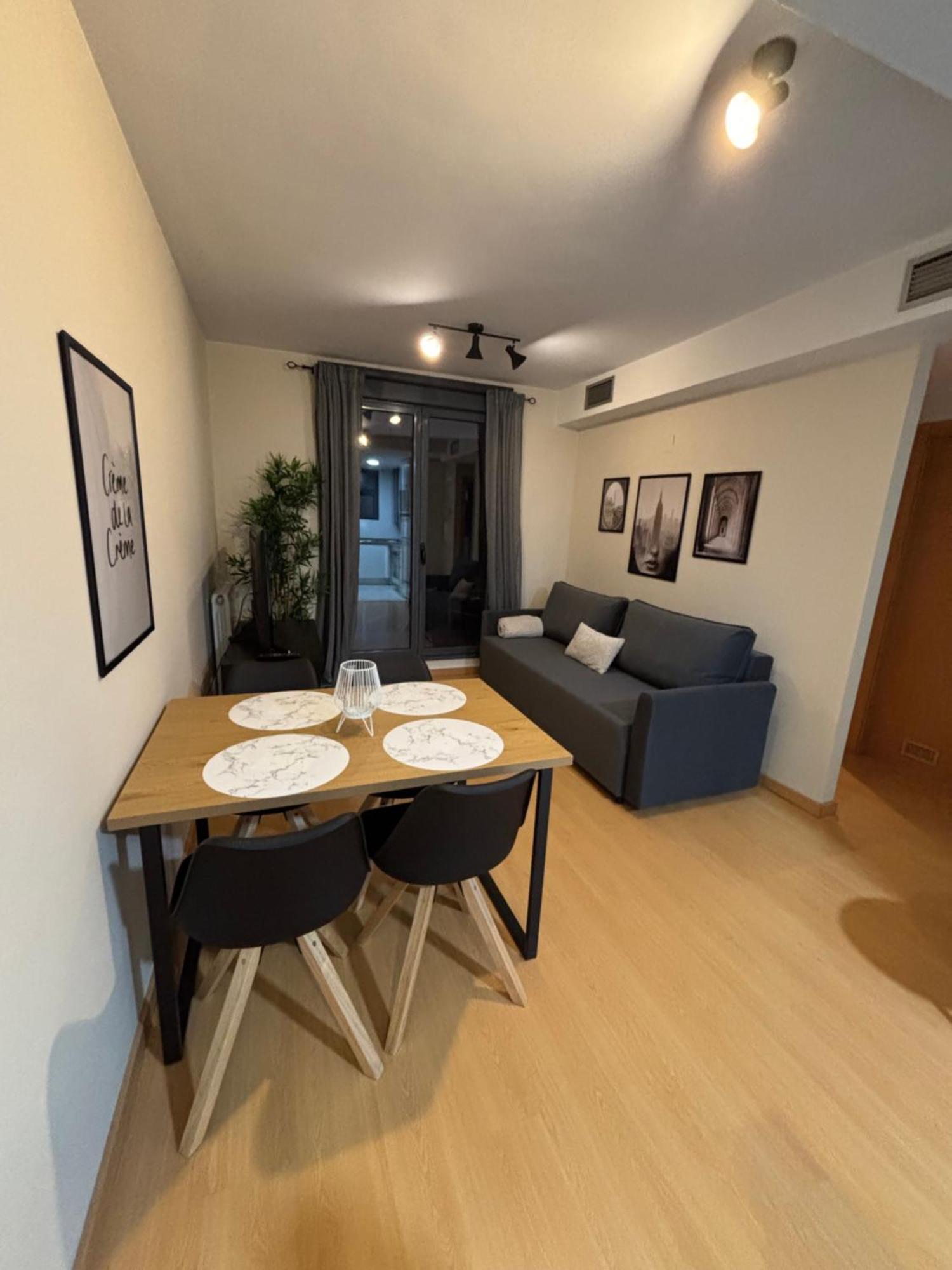Torre Mudejar Apartment Zaragoza Ngoại thất bức ảnh